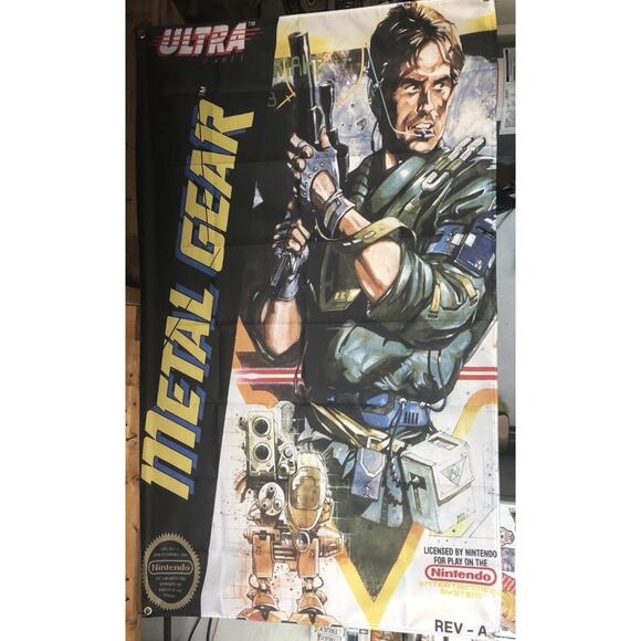 Metal Gear 5ft NES Box Art Flag 1988 KONAMI ULTRA Nintendo Entertainment System - Picture 1 of 3